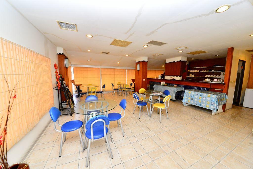 Paiwei Motel Tainan Eksteriør billede